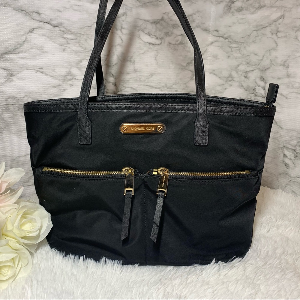 MICHAEL Kors Kempton Medium Black Nylon Tote